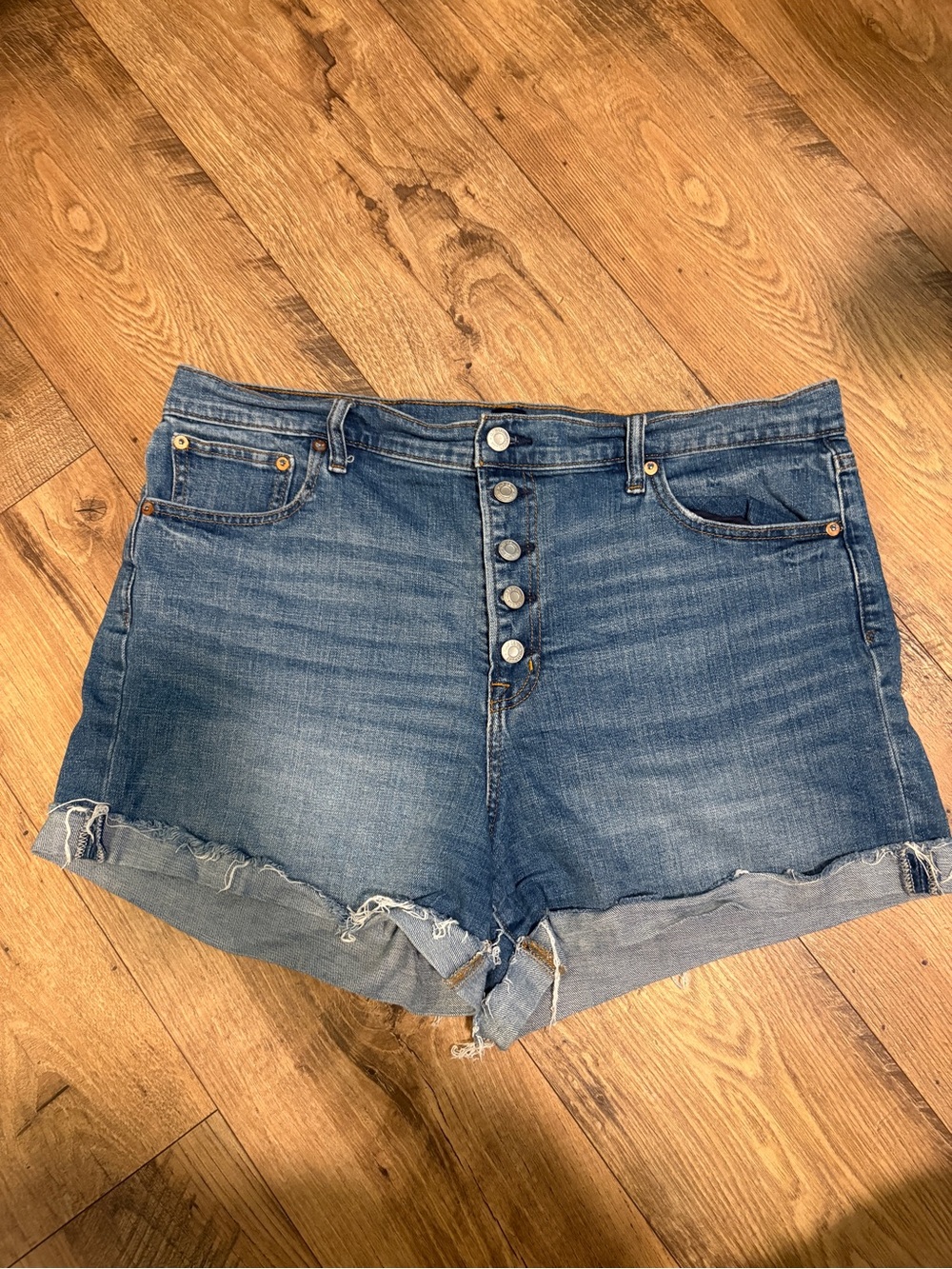 GAP Denim Button-Front Women's Shorts in Blue